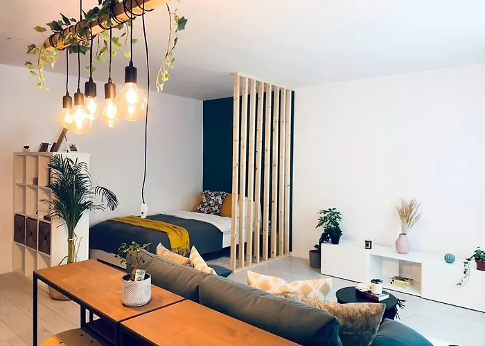 Cosy 1 Bedroom Downtown *